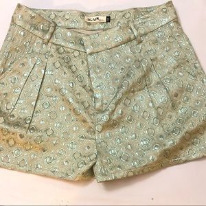 Patterned funky shorts